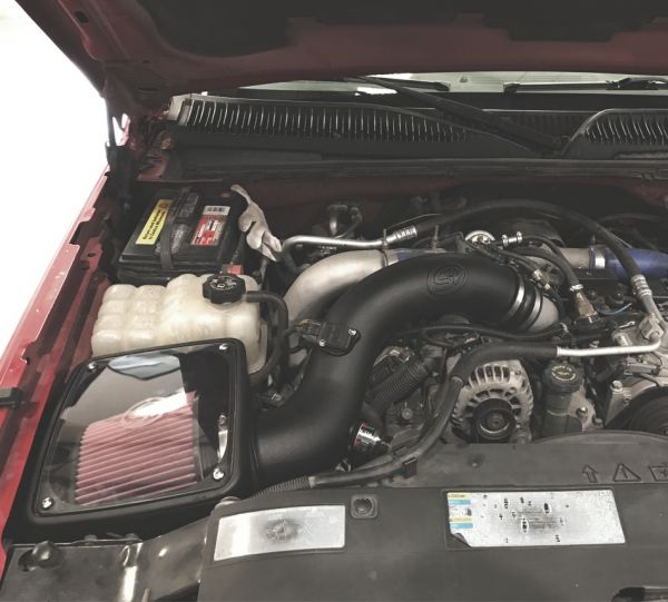 Cold Air Intake For 01-04 Chevrolet Silverado GMC Sierra V8-6.6L LB7 Duramax  S&B