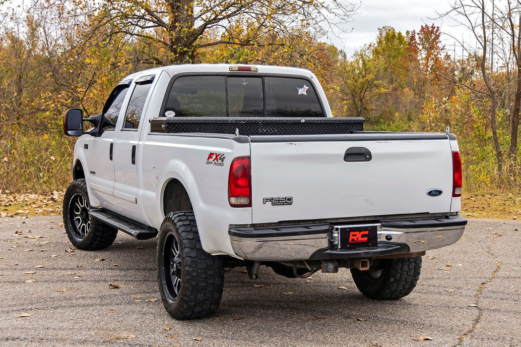 HD2 Aluminum Running Boards | Super Crew Cab | Ford F-250/F-350 Super Duty (99-16)