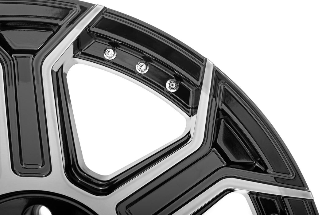 Rough Country 89 Series Wheel | One-Piece | Black Machined Gun Metal | 20x10 | 8x6.5 | -19mm