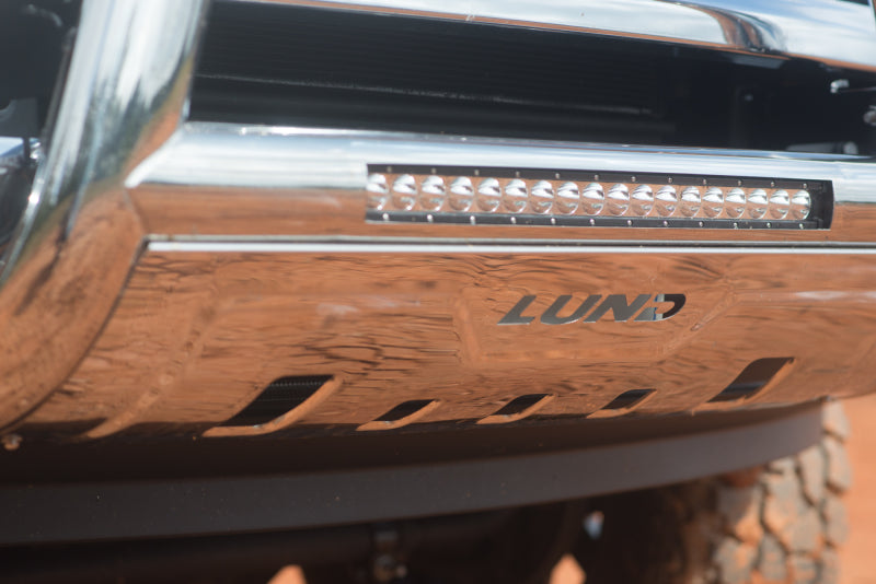 Lund 11-16 Ford F-250 Super Duty Bull Bar w/Light & Wiring - Polished
